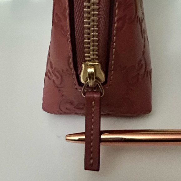 Gucci Rose Pink Cosmetic Bag - Picture 14 of 14